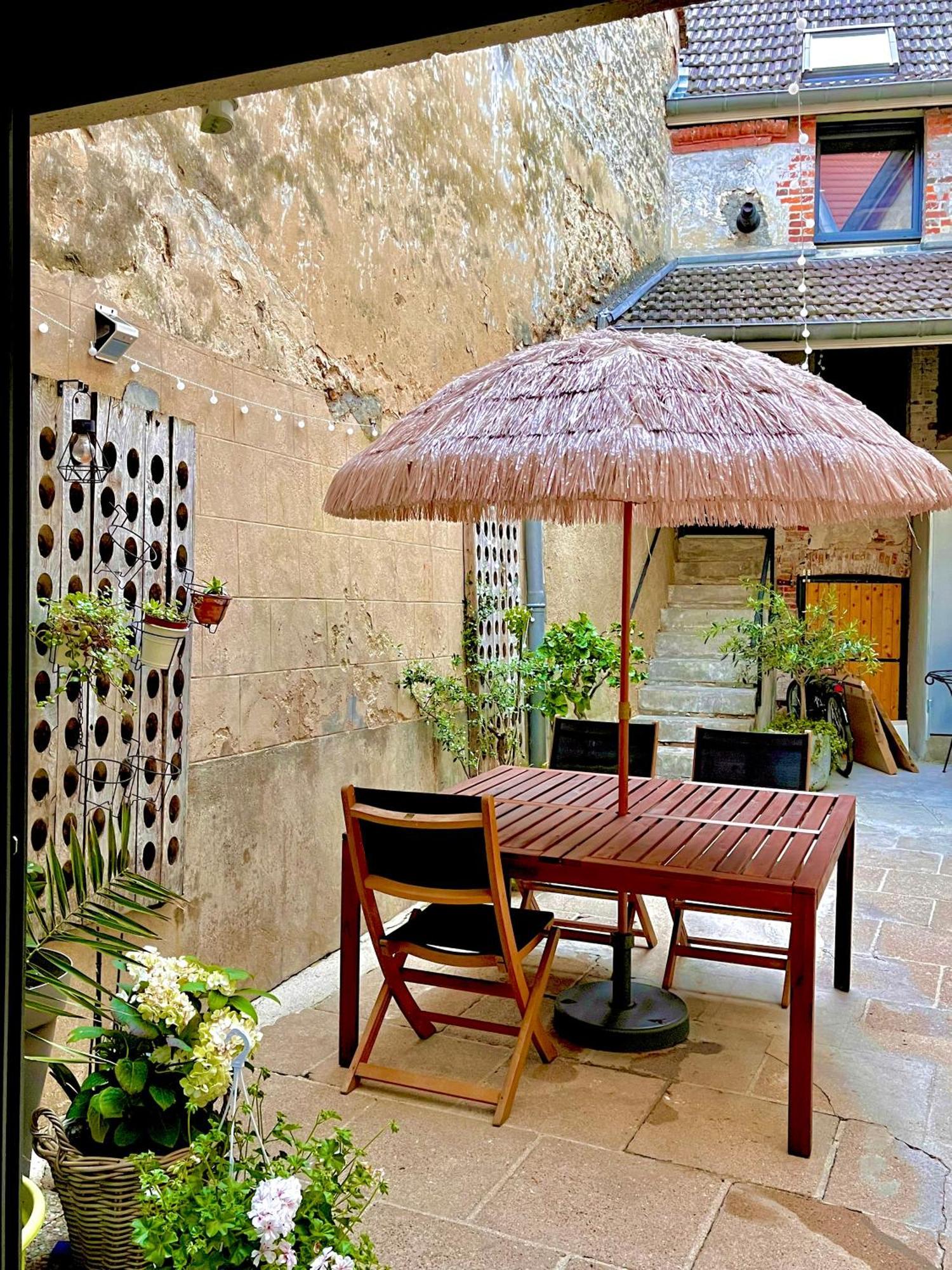 Bed and Breakfast Le Nid D'Isa Hautvillers Esterno foto